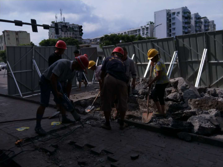 连夜奋战保障供水 点赞建恒施工铁军