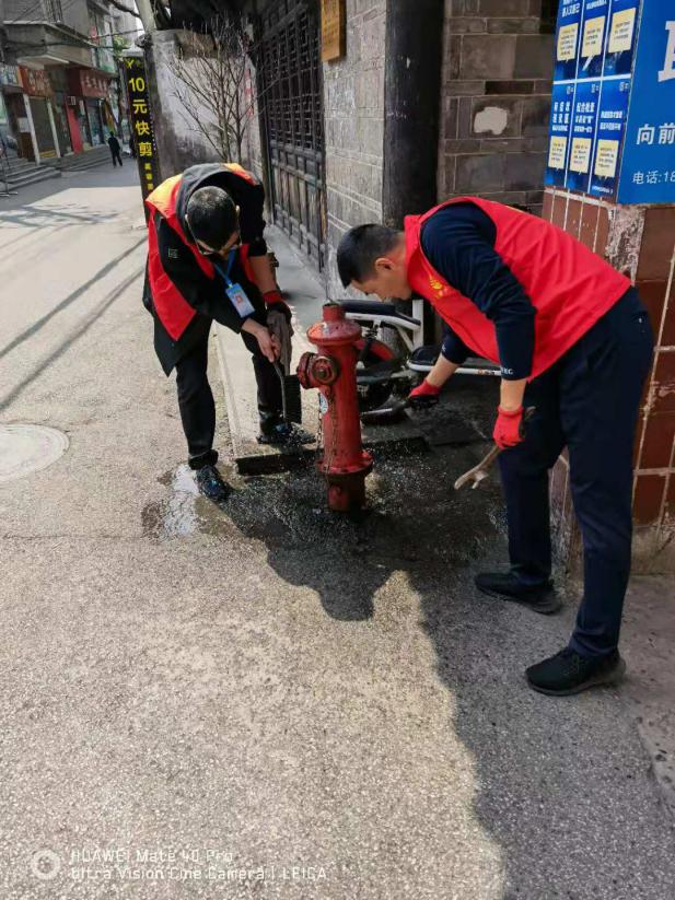 管网部积极开展节前市政消火栓大检查